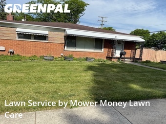 Lawn Maintenance nearby Roseville, MI, 