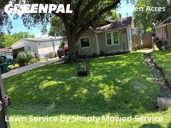 Lawn mowing work completed in Pasadena, CA