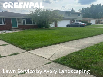 Lawn Maintenance nearby Sterling Heights, MI, 