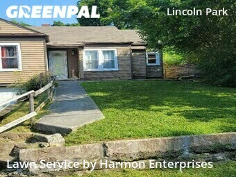 Grass Cutting nearby Knoxville, TN, 