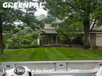 Lawn Cutting nearby Lawrence, KS, 