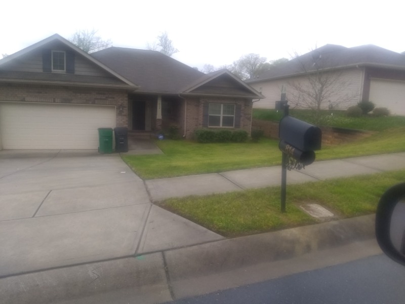 Creamofthe Cut Lawncare Lawn Care Services in Huntersville, NC