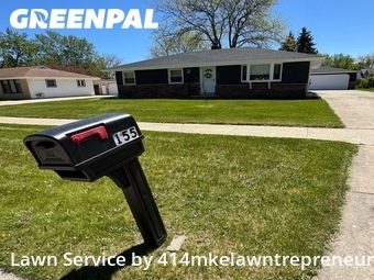 Lawn Mow nearby Oak Creek, WI, 