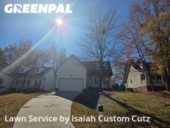 Lawn Mowingin Kannapolis,28083,Lawn Mowing Service by Isaiah Custom Cutz, work completed in Dec , 2025