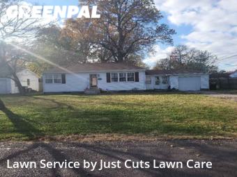 Lawn Maintenance nearby Belleville, IL, 