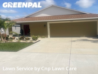 Lawn mowed in Ruskin, 33570