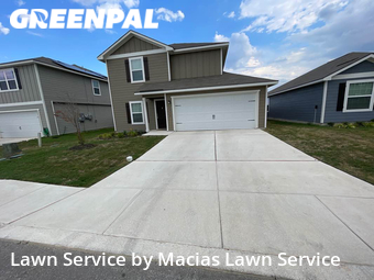 Lawn Cutting nearby Converse, TX, 