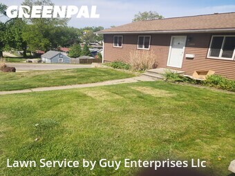 Lawn Mowing nearby Cedar Rapids, IA, 