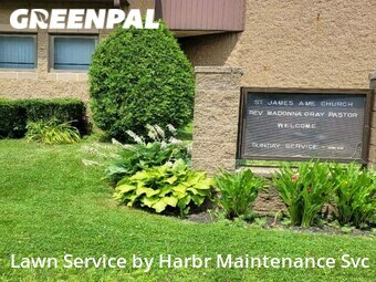 Lawn Care Service nearby Erie, PA, 