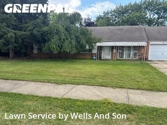 Lawn Maintenance nearby Euclid, OH, 