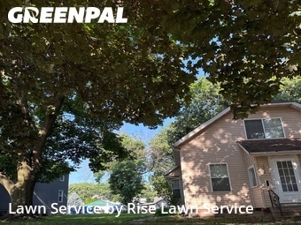 Lawn Mowing Service nearby Rock Island, IA, 