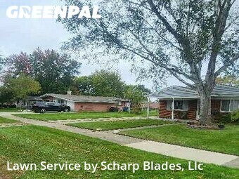 Lawn Mowing Service nearby Westland, MI, 