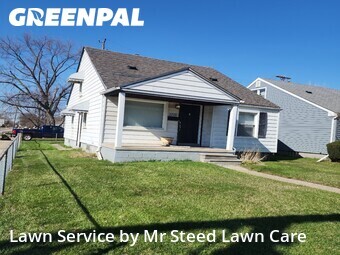 Grass Cutting nearby Royal Oak, MI, 