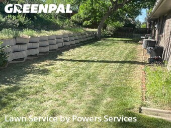 Lawn mowing work completed in Lakewood, CA