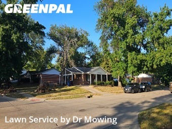 Yard Mowing nearby Florissant, MO, 