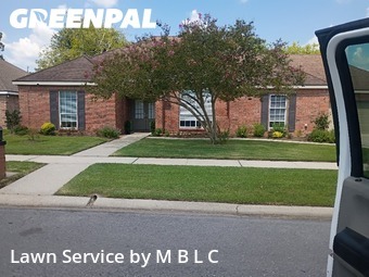 Lawn Maintenance nearby Lafayette, LA, 