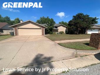 Lawn Mowing Service nearby Edmond, OK, 