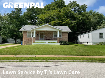 Grass Cutting nearby Overland, MO, 