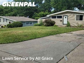 Lawn Mowing Service nearby Gladstone, MO, 