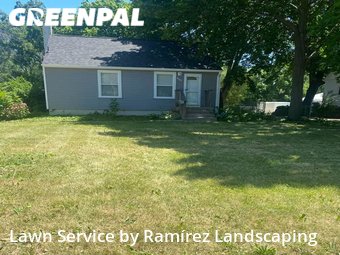 Lawn Maintenance nearby Des Moines, IA, 