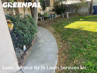 Lawn Mowing Service nearby Clovis, CA, 
