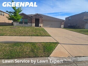 Lawn Mowing Service nearby Aubrey, TX, 