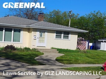 Lawn mowed in Kenosha, 53140