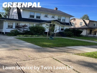 Grass Cutting nearby Cleveland Heights, OH, 