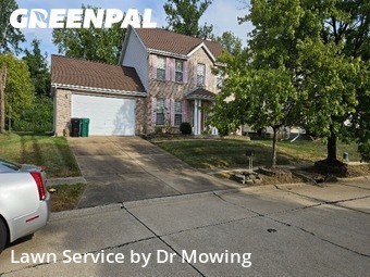 Lawn Maintenance nearby Florissant, MO, 