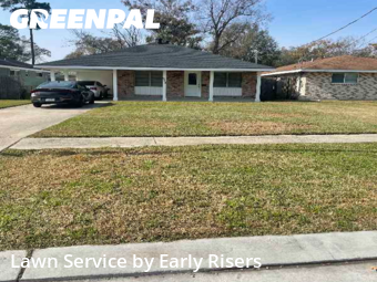 Lawn mowed in Metairie, 70003