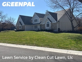 Lawn Care nearby Lee's Summit, MO, 