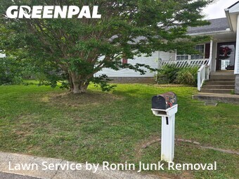 Lawn Maintenance nearby Clarksville, TN, 