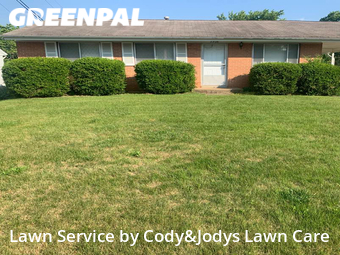 Yard Mowing nearby Fenton, MO, 