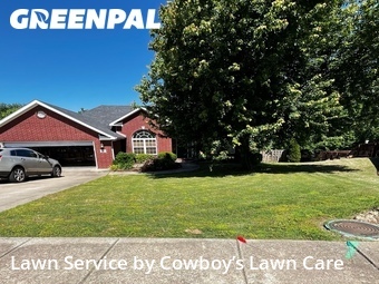 Grass Cut nearby Bentonville, AR, 