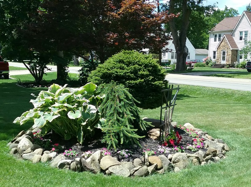 Lawn Care Service in Akron, OH, 44312