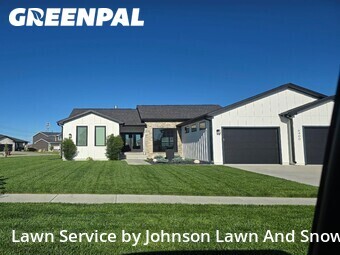 Grass Cut nearby Lincoln, NE, 