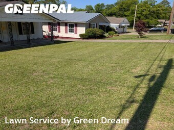 Yard Cutting nearby Gadsden, AL, 