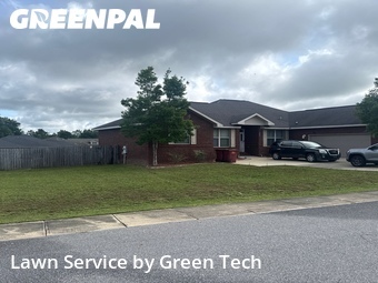Lawn mowed in Crestview, 32539