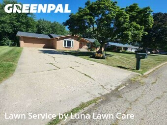 Lawn Mow nearby Rockford, IL, 