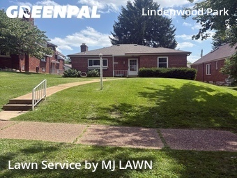 Lawn Mowing nearby St. Louis, MO, 