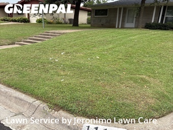 Lawn Mowing Service nearby Benbrook, TX, 
