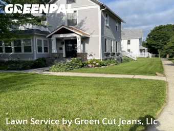 Lawn Care Service nearby Delavan, IL, 