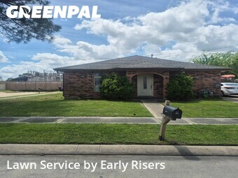 Lawn Care Service nearby Chalmette, LA, 