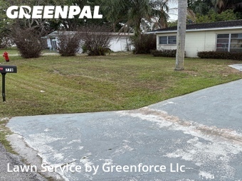 Yard Cutting nearby Port St. Lucie, FL, 