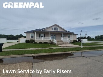 Lawn Cut nearby Chalmette, LA, 