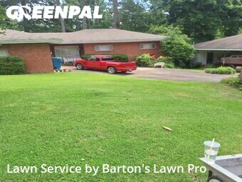 Lawn mowed in Little Rock, 72204