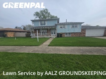 Lawn mowing work completed in Lynwood, CA