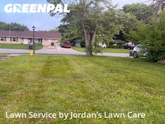 Lawn Mowing Service nearby Whiteland, IN, 