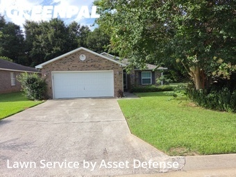 Lawn Cutting nearby Pace, FL, 