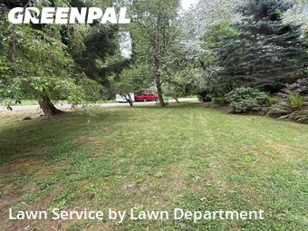 Yard Mowing nearby Kent, WA, 
